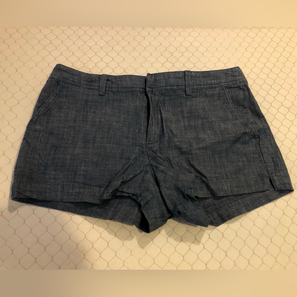 Women’s Gap Shorts Size 10